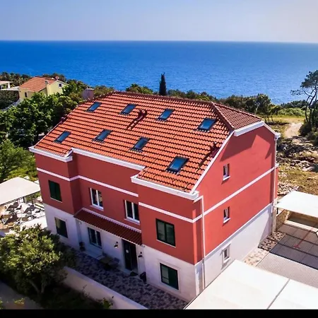 Luka's - ''no.3'' Studio With Balcony And Sea View Apartamento *